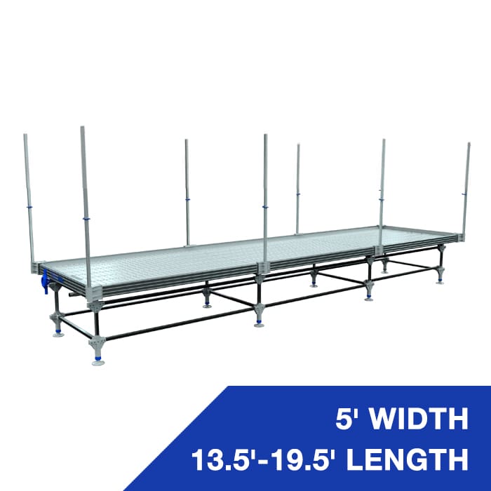 Adjustable scaffolding with specified dimensions.